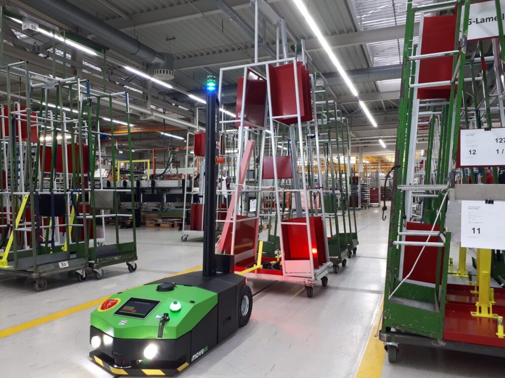 Movexx AGV with Brisq optimized control software